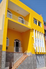 Voyage sur-mesure, Petite maison d'hôte à Mindelo
